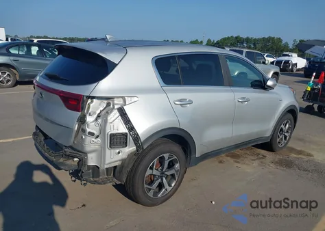 2020 Kia Sportage Lx z USA, uszkodzony, nr VIN KNDPMCAC1L7628948